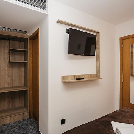 La Trobada Hotel Sport Ripoll Εξωτερικό φωτογραφία