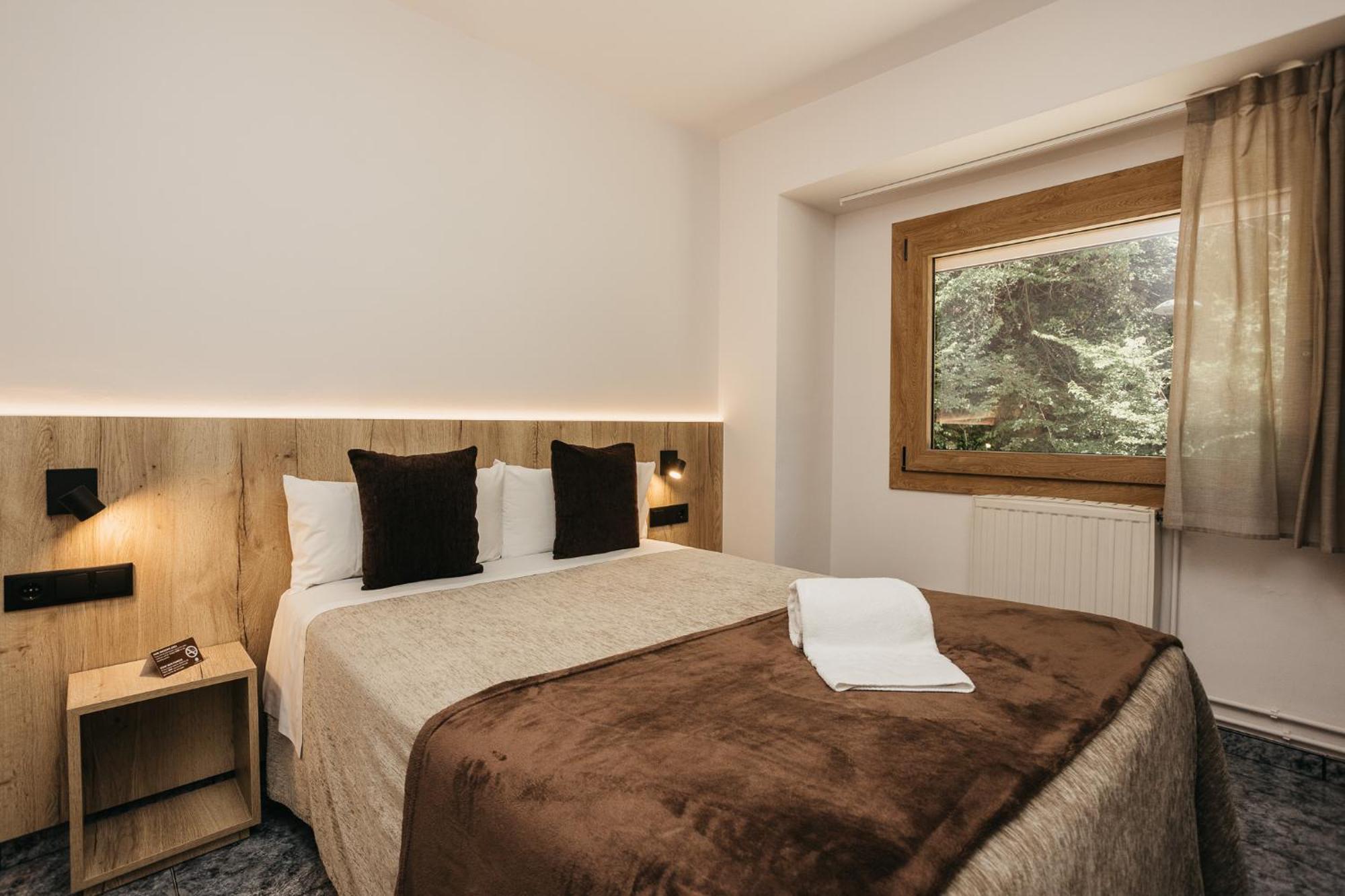 La Trobada Hotel Sport Ripoll Εξωτερικό φωτογραφία