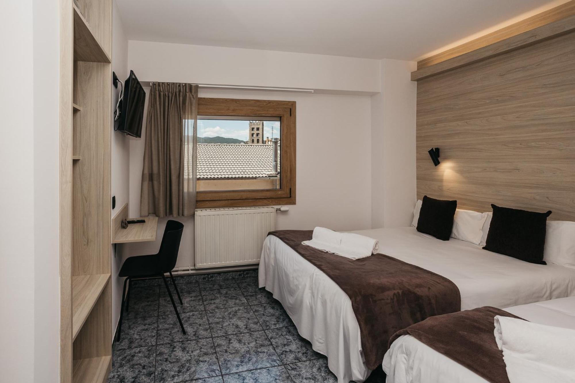 La Trobada Hotel Sport Ripoll Εξωτερικό φωτογραφία