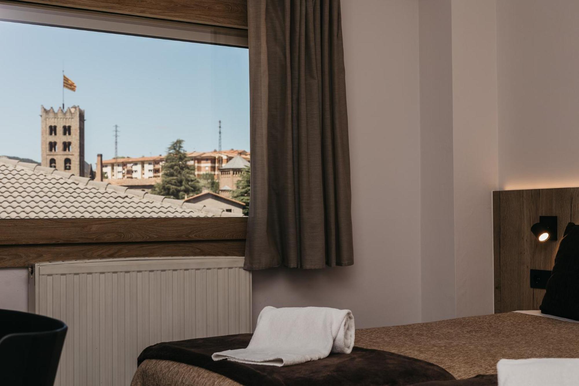 La Trobada Hotel Sport Ripoll Εξωτερικό φωτογραφία